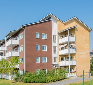 Exteriörbild på lägenhetshus i kvarteret Trädgården i Piteå